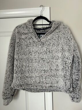 the happy clothing company Sherpa Hoodie NWOT